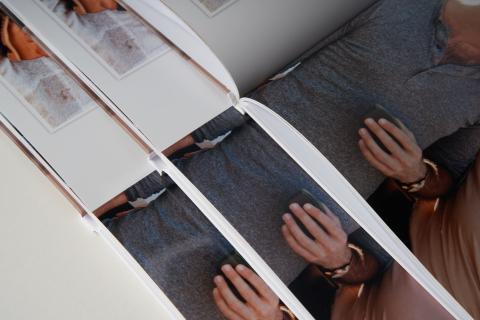 Czym się różni fotoksiążka od fotoalbumu?